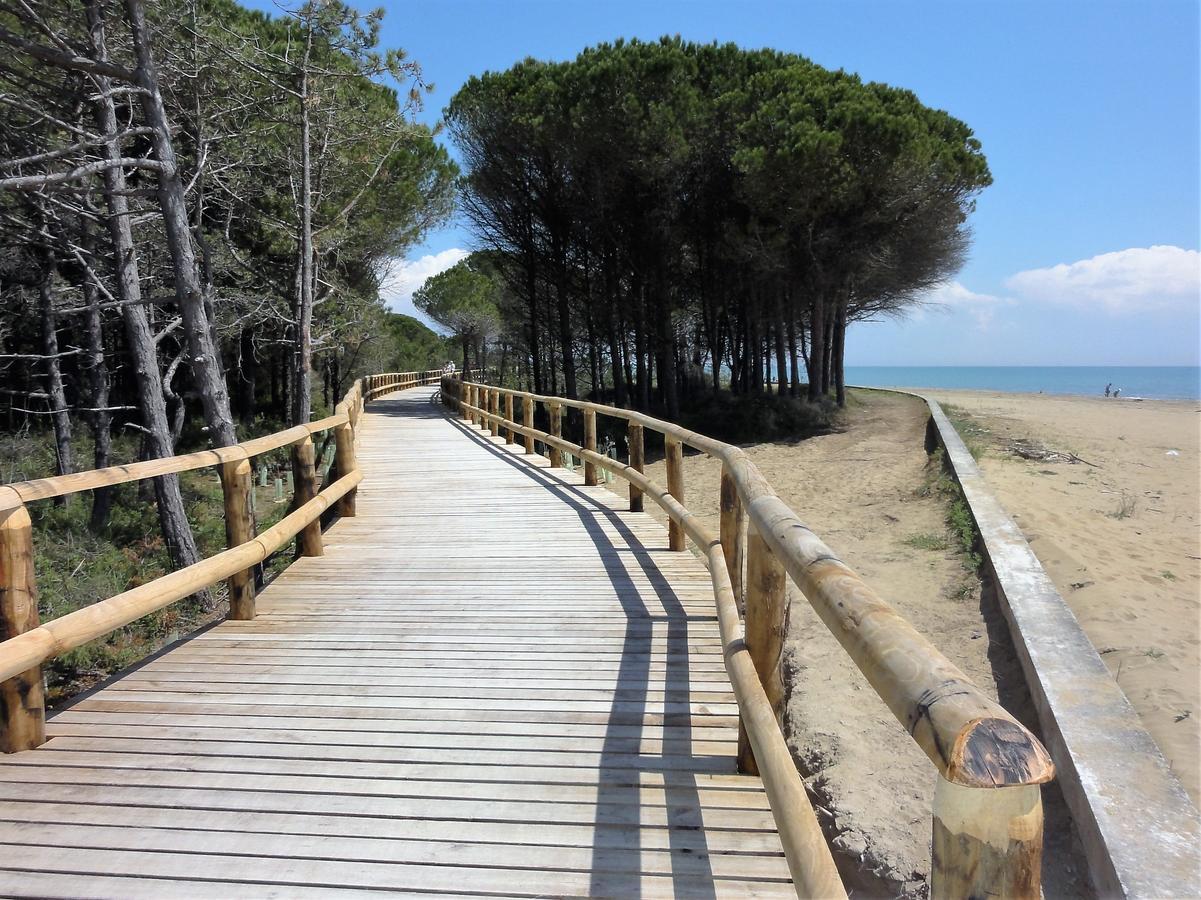 Columbus - Appartamenti Bibione Exterior photo